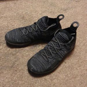 Black and grey Kd’s